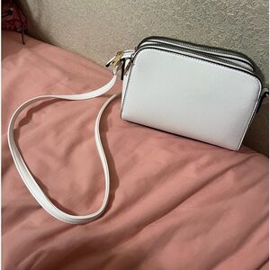 White crossbody bag